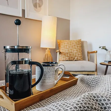 Principality View Apartment Two, By Solace Stays Cardiff Buitenkant foto